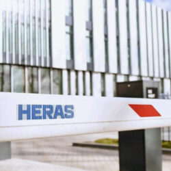 Heras